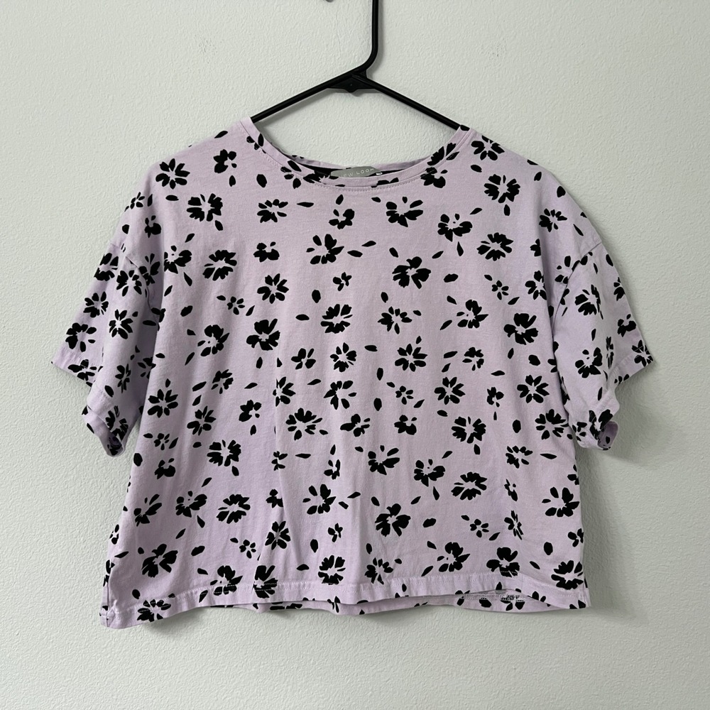 New Look Womens M Lavender Black Floral Boxy Crop T Shirt Short Sleeve Cotton